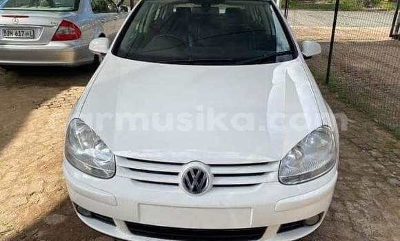 Buy Used Volkswagen Golf White Car in Beitbridge in Matabeleland South Buy Used Volkswagen Golf White Car in Beitbridge in Matabeleland South