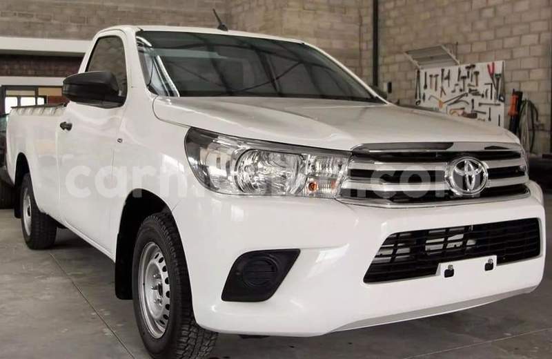 Big with watermark toyota hilux matabeleland south beitbridge 23994