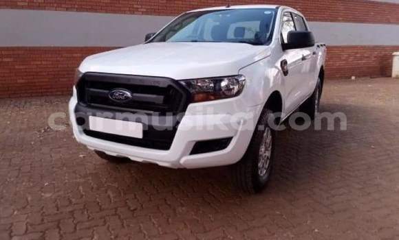 Nunua Ilio tumika Ford Ranger Nyeupe Gari ndani ya Beitbridge nchini Matabeleland Kusini