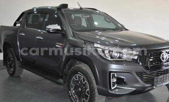 Buy Used Toyota Hilux Silver Car in Beitbridge in Matabeleland South Buy Used Toyota Hilux Silver Car in Beitbridge in Matabeleland South