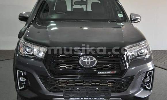 Buy Used Toyota Hilux Silver Car in Beitbridge in Matabeleland South Buy Used Toyota Hilux Silver Car in Beitbridge in Matabeleland South