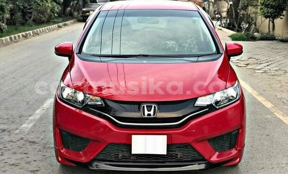 Acheter Occasion Voiture Honda Fit Rouge à Beitbridge, Matabeleland South Acheter Occasion Voiture Honda Fit Rouge à Beitbridge, Matabeleland South