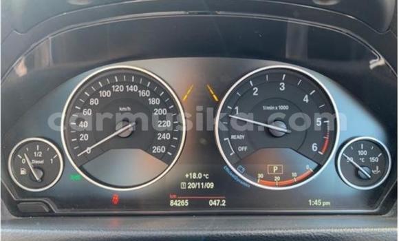Acheter Occasion Voiture BMW 3–Series Blanc à Beitbridge, Matabeleland South Acheter Occasion Voiture BMW 3–Series Blanc à Beitbridge, Matabeleland South