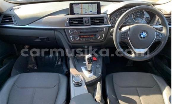 Acheter Occasion Voiture BMW 3–Series Blanc à Beitbridge, Matabeleland South Acheter Occasion Voiture BMW 3–Series Blanc à Beitbridge, Matabeleland South