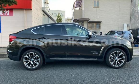 Acheter Occasion Voiture BMW X6 Marron à Beitbridge, Matabeleland South Acheter Occasion Voiture BMW X6 Marron à Beitbridge, Matabeleland South