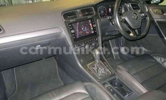 Acheter Occasion Voiture Volkswagen Golf Blanc à Beitbridge, Matabeleland South Acheter Occasion Voiture Volkswagen Golf Blanc à Beitbridge, Matabeleland South