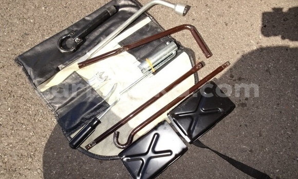 Tenga Tsaru Toyota Hiace Chena Mota in Beitbridge in Matabeleland South Tenga Tsaru Toyota Hiace Chena Mota in Beitbridge in Matabeleland South