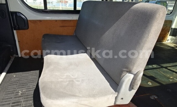 Tenga Tsaru Toyota Hiace Chena Mota in Beitbridge in Matabeleland South Tenga Tsaru Toyota Hiace Chena Mota in Beitbridge in Matabeleland South