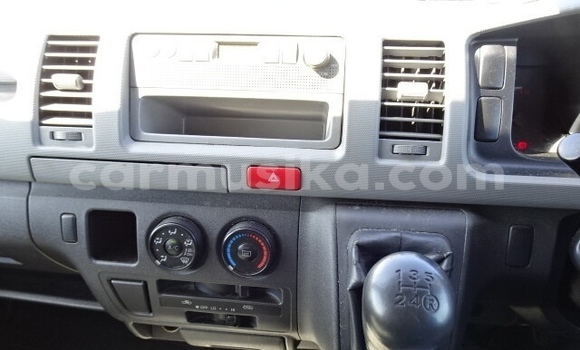 Tenga Tsaru Toyota Hiace Chena Mota in Beitbridge in Matabeleland South Tenga Tsaru Toyota Hiace Chena Mota in Beitbridge in Matabeleland South