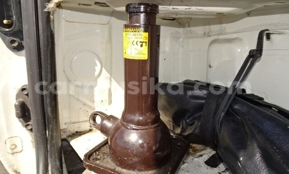 Tenga Tsaru Toyota Hiace Chena Mota in Beitbridge in Matabeleland South Tenga Tsaru Toyota Hiace Chena Mota in Beitbridge in Matabeleland South