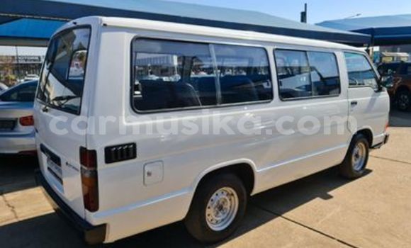 Tenga Tsaru Toyota Hiace Chena Mota in Beitbridge in Matabeleland South Tenga Tsaru Toyota Hiace Chena Mota in Beitbridge in Matabeleland South