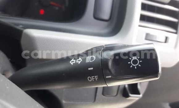 Acheter Occasion Voiture Toyota Hiace Blanc à Beitbridge, Matabeleland South Acheter Occasion Voiture Toyota Hiace Blanc à Beitbridge, Matabeleland South