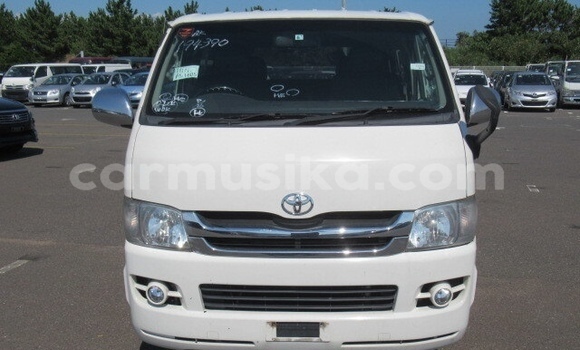Acheter Occasion Voiture Toyota Hiace Blanc à Beitbridge, Matabeleland South Acheter Occasion Voiture Toyota Hiace Blanc à Beitbridge, Matabeleland South