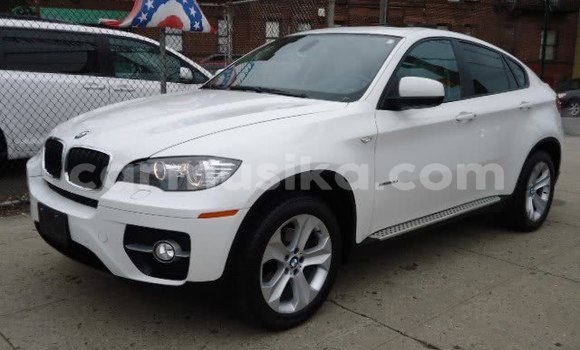 Buy Used BMW X6 White Car in Glen Norah in Harare Buy Used BMW X6 White Car in Glen Norah in Harare