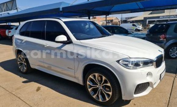 Nunua Ilio tumika BMW X5 Nyeupe Gari ndani ya Beitbridge nchini Matabeleland Kusini