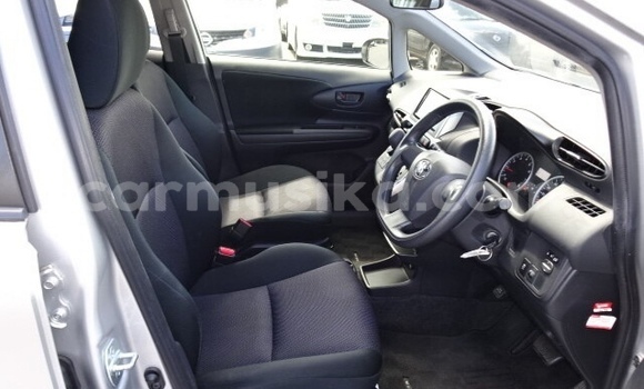 Acheter Occasion Voiture Toyota Wish Gris à Beitbridge, Matabeleland South Acheter Occasion Voiture Toyota Wish Gris à Beitbridge, Matabeleland South