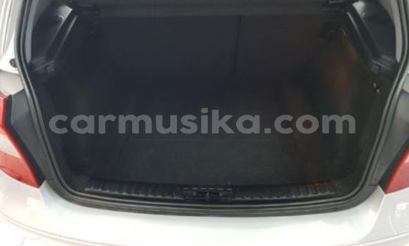 Nunua Ilio tumika BMW 1-Series Fedha Gari ndani ya Beitbridge nchini Matabeleland Kusini Nunua Ilio tumika BMW 1-Series Fedha Gari ndani ya Beitbridge nchini Matabeleland Kusini