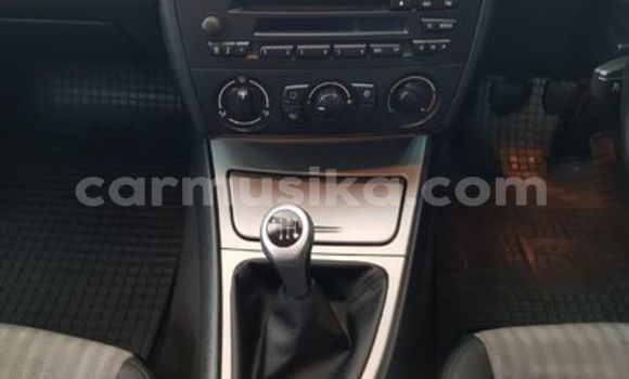 Nunua Ilio tumika BMW 1-Series Fedha Gari ndani ya Beitbridge nchini Matabeleland Kusini Nunua Ilio tumika BMW 1-Series Fedha Gari ndani ya Beitbridge nchini Matabeleland Kusini