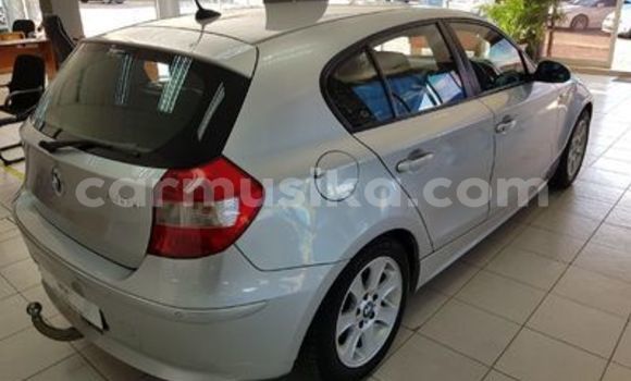 Nunua Ilio tumika BMW 1-Series Fedha Gari ndani ya Beitbridge nchini Matabeleland Kusini Nunua Ilio tumika BMW 1-Series Fedha Gari ndani ya Beitbridge nchini Matabeleland Kusini