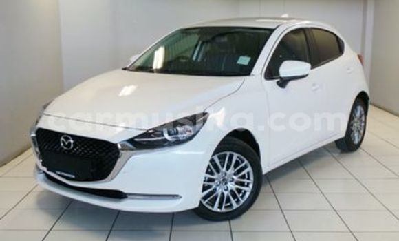 Buy Used Mazda 2 White Car in Beitbridge in Matabeleland South