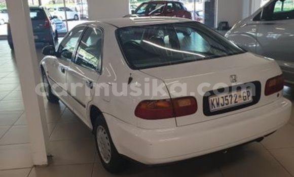 Acheter Occasion Voiture Honda Ballade Blanc à Beitbridge, Matabeleland South Acheter Occasion Voiture Honda Ballade Blanc à Beitbridge, Matabeleland South