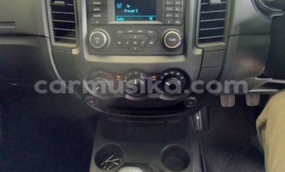 Acheter Occasion Voiture Ford Ranger Blanc à Beitbridge, Matabeleland South Acheter Occasion Voiture Ford Ranger Blanc à Beitbridge, Matabeleland South