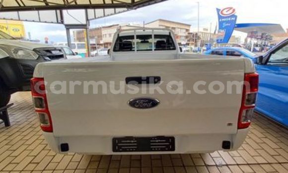 Acheter Occasion Voiture Ford Ranger Blanc à Beitbridge, Matabeleland South Acheter Occasion Voiture Ford Ranger Blanc à Beitbridge, Matabeleland South