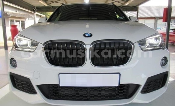 Nunua Ilio tumika BMW X1 Nyeupe Gari ndani ya Mabelreign nchini Harare Nunua Ilio tumika BMW X1 Nyeupe Gari ndani ya Mabelreign nchini Harare