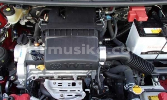 Acheter Occasion Voiture Toyota Belta Rouge à Beitbridge, Matabeleland South Acheter Occasion Voiture Toyota Belta Rouge à Beitbridge, Matabeleland South