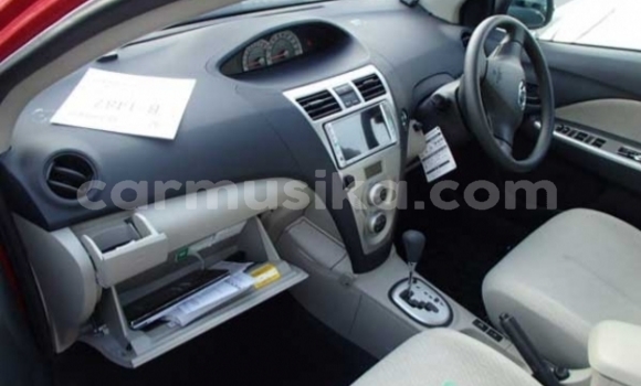 Acheter Occasion Voiture Toyota Belta Rouge à Beitbridge, Matabeleland South Acheter Occasion Voiture Toyota Belta Rouge à Beitbridge, Matabeleland South