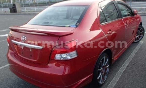 Acheter Occasion Voiture Toyota Belta Rouge à Beitbridge, Matabeleland South Acheter Occasion Voiture Toyota Belta Rouge à Beitbridge, Matabeleland South