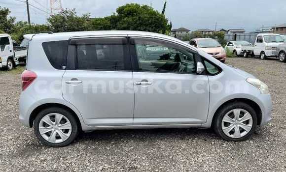 Nunua Ilio tumika Toyota Ractis Fedha Gari ndani ya Beitbridge nchini Matabeleland Kusini Nunua Ilio tumika Toyota Ractis Fedha Gari ndani ya Beitbridge nchini Matabeleland Kusini