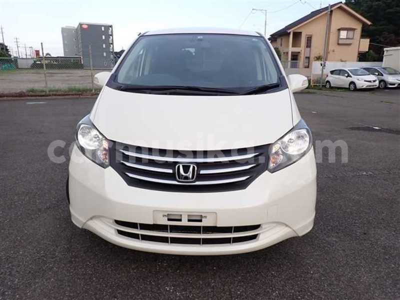 Big with watermark honda freed matabeleland south beitbridge 24037