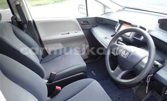 Buy Used Honda Freed White Car in Beitbridge in Matabeleland South Buy Used Honda Freed White Car in Beitbridge in Matabeleland South