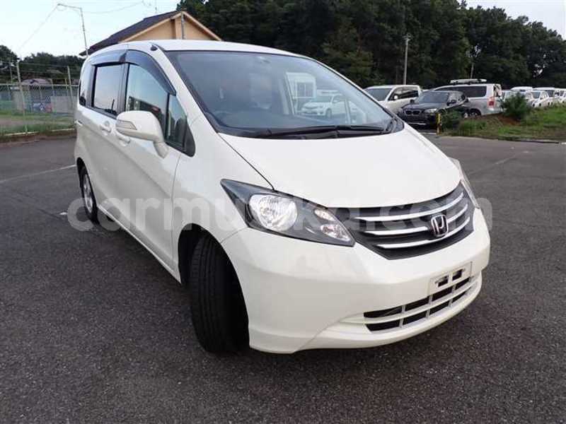 Big with watermark honda freed matabeleland south beitbridge 24037