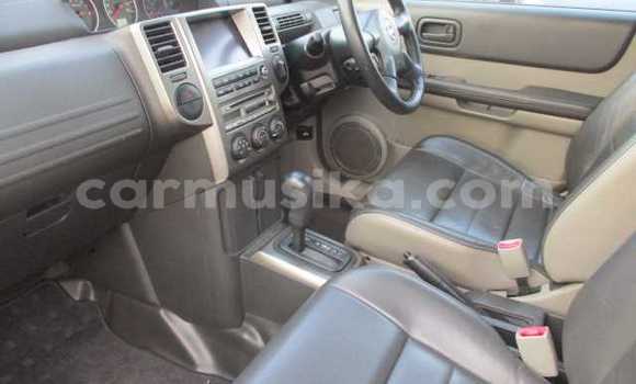 Nunua Ilio tumika Nissan X–Trail Nyekundu Gari ndani ya Beitbridge nchini Matabeleland Kusini Nunua Ilio tumika Nissan X–Trail Nyekundu Gari ndani ya Beitbridge nchini Matabeleland Kusini