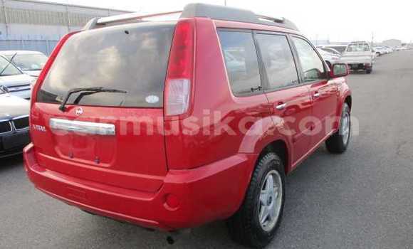 Nunua Ilio tumika Nissan X–Trail Nyekundu Gari ndani ya Beitbridge nchini Matabeleland Kusini Nunua Ilio tumika Nissan X–Trail Nyekundu Gari ndani ya Beitbridge nchini Matabeleland Kusini