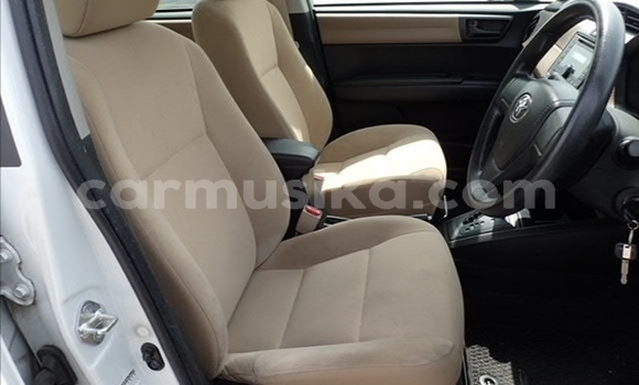 Acheter Occasion Voiture Toyota Axio Blanc à Beitbridge, Matabeleland South Acheter Occasion Voiture Toyota Axio Blanc à Beitbridge, Matabeleland South