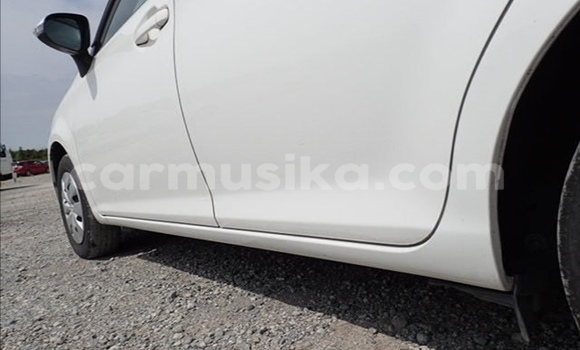 Acheter Occasion Voiture Toyota Axio Blanc à Beitbridge, Matabeleland South Acheter Occasion Voiture Toyota Axio Blanc à Beitbridge, Matabeleland South