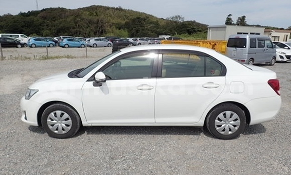 Acheter Occasion Voiture Toyota Axio Blanc à Beitbridge, Matabeleland South Acheter Occasion Voiture Toyota Axio Blanc à Beitbridge, Matabeleland South