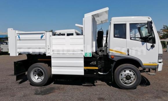 Buy Used Powerstar 2628 White Truck in Beitbridge in Matabeleland South Buy Used Powerstar 2628 White Truck in Beitbridge in Matabeleland South