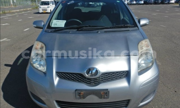 Buy Used Toyota Vitz Silver Car in Beitbridge in Matabeleland South Buy Used Toyota Vitz Silver Car in Beitbridge in Matabeleland South