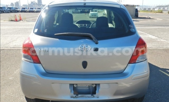 Tenga Tsaru Toyota Vitz Sirivha Mota in Beitbridge in Matabeleland South Tenga Tsaru Toyota Vitz Sirivha Mota in Beitbridge in Matabeleland South