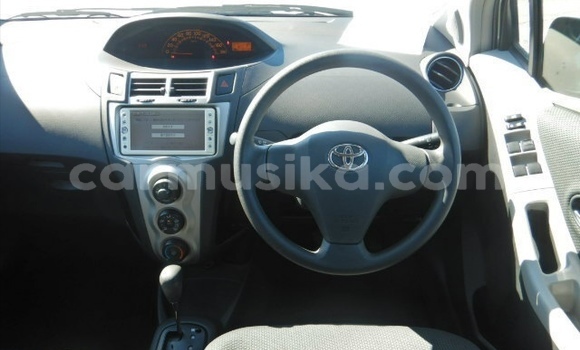 Tenga Tsaru Toyota Vitz Sirivha Mota in Beitbridge in Matabeleland South Tenga Tsaru Toyota Vitz Sirivha Mota in Beitbridge in Matabeleland South