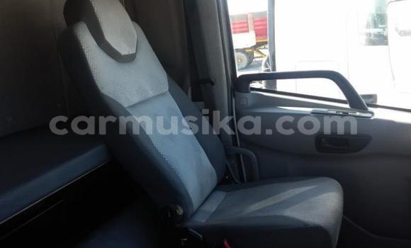 Buy Used Nissan UD White Truck in Beitbridge in Matabeleland South Buy Used Nissan UD White Truck in Beitbridge in Matabeleland South