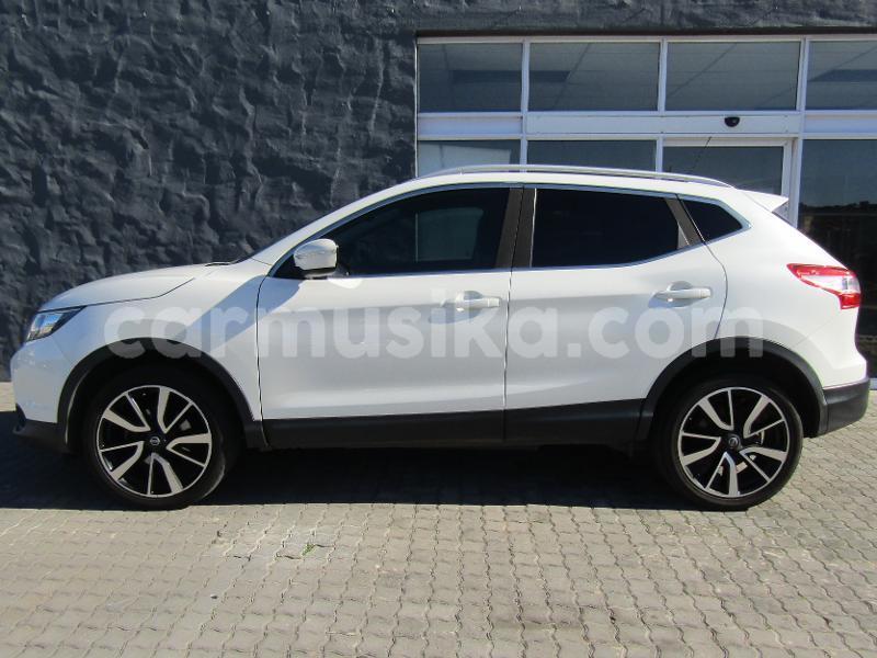 Big with watermark nissan qashqai matabeleland south beitbridge 24052