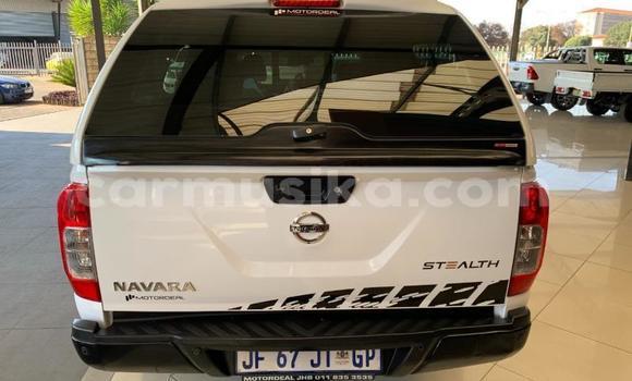 Buy Used Nissan Navara White Car in Beitbridge in Matabeleland South Buy Used Nissan Navara White Car in Beitbridge in Matabeleland South