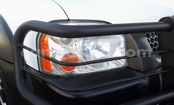 Nunua Ilio tumika Nissan Hardbody Nyeupe Gari ndani ya Alexandra Park nchini Harare Nunua Ilio tumika Nissan Hardbody Nyeupe Gari ndani ya Alexandra Park nchini Harare