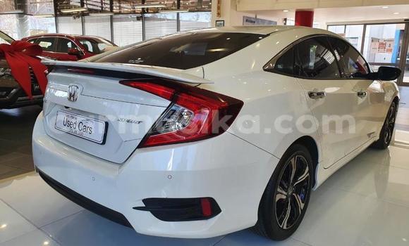 Buy Used Honda Civic White Car in Beitbridge in Matabeleland South Buy Used Honda Civic White Car in Beitbridge in Matabeleland South