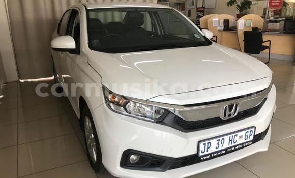 Buy Used Honda Airwave White Car in Beitbridge in Matabeleland South Buy Used Honda Airwave White Car in Beitbridge in Matabeleland South